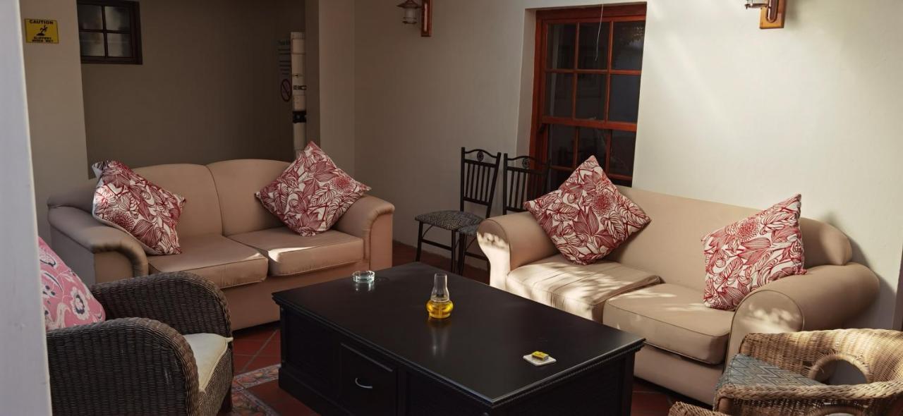 137 High Street Guest House Grahamstown Dış mekan fotoğraf