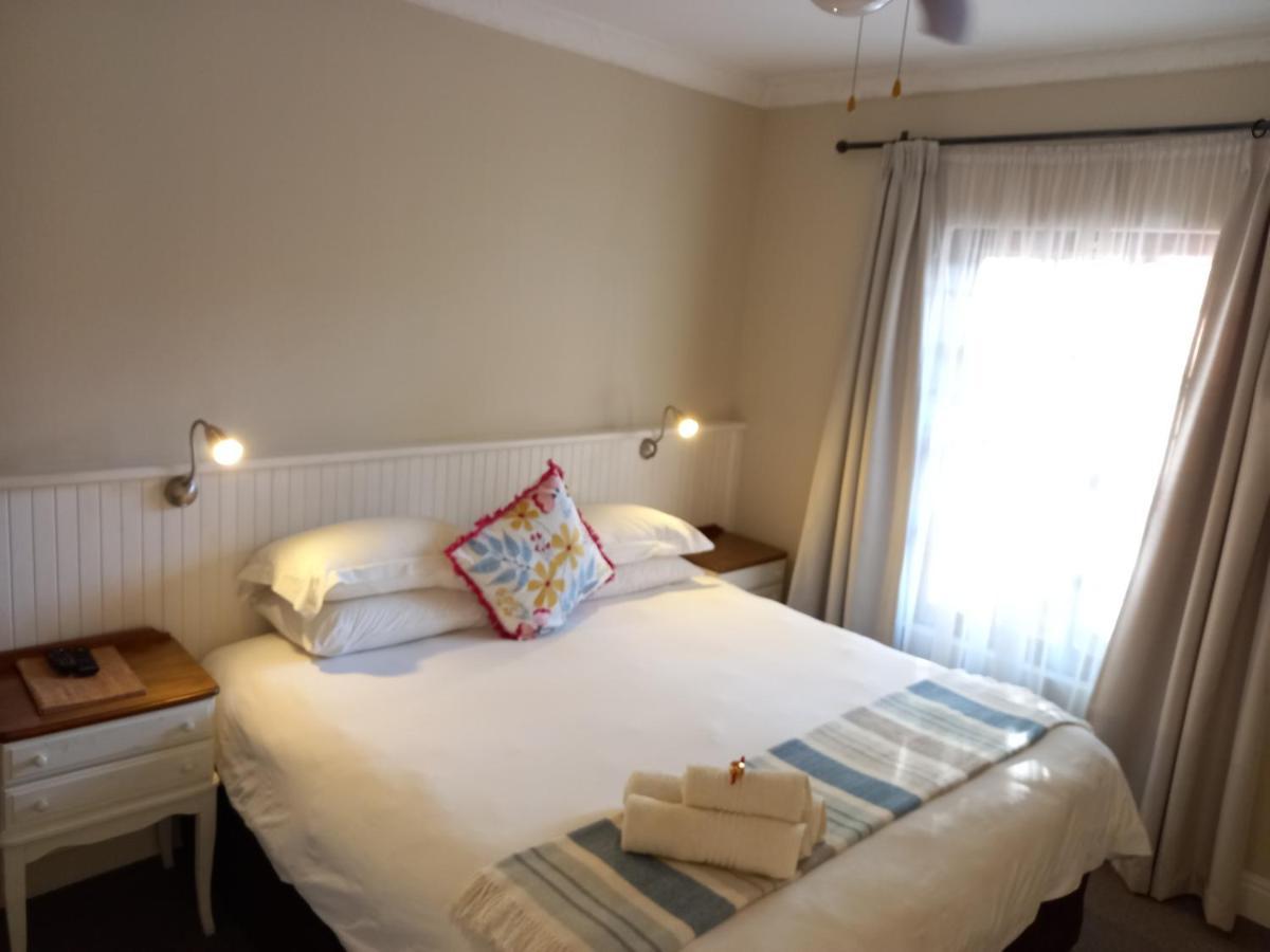137 High Street Guest House Grahamstown Dış mekan fotoğraf